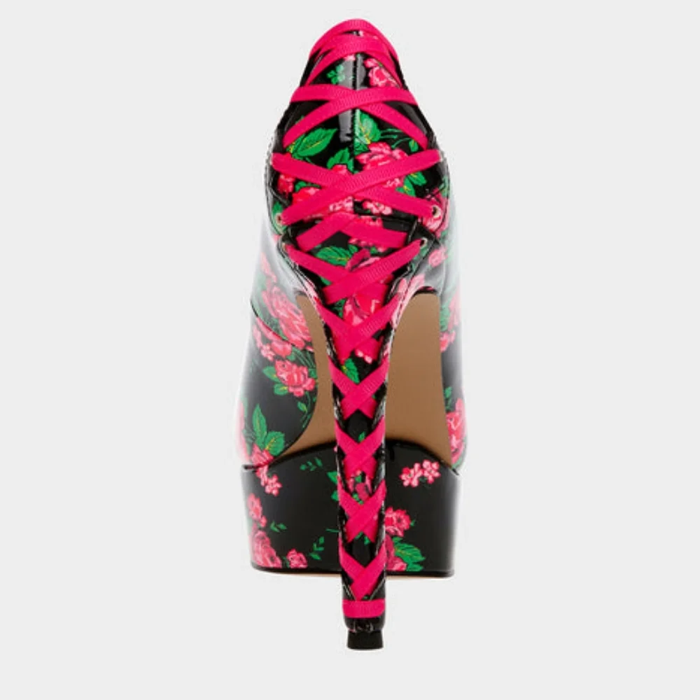 Betsey Johnson Floral Pumps Bonnee - Picture 4 of 8